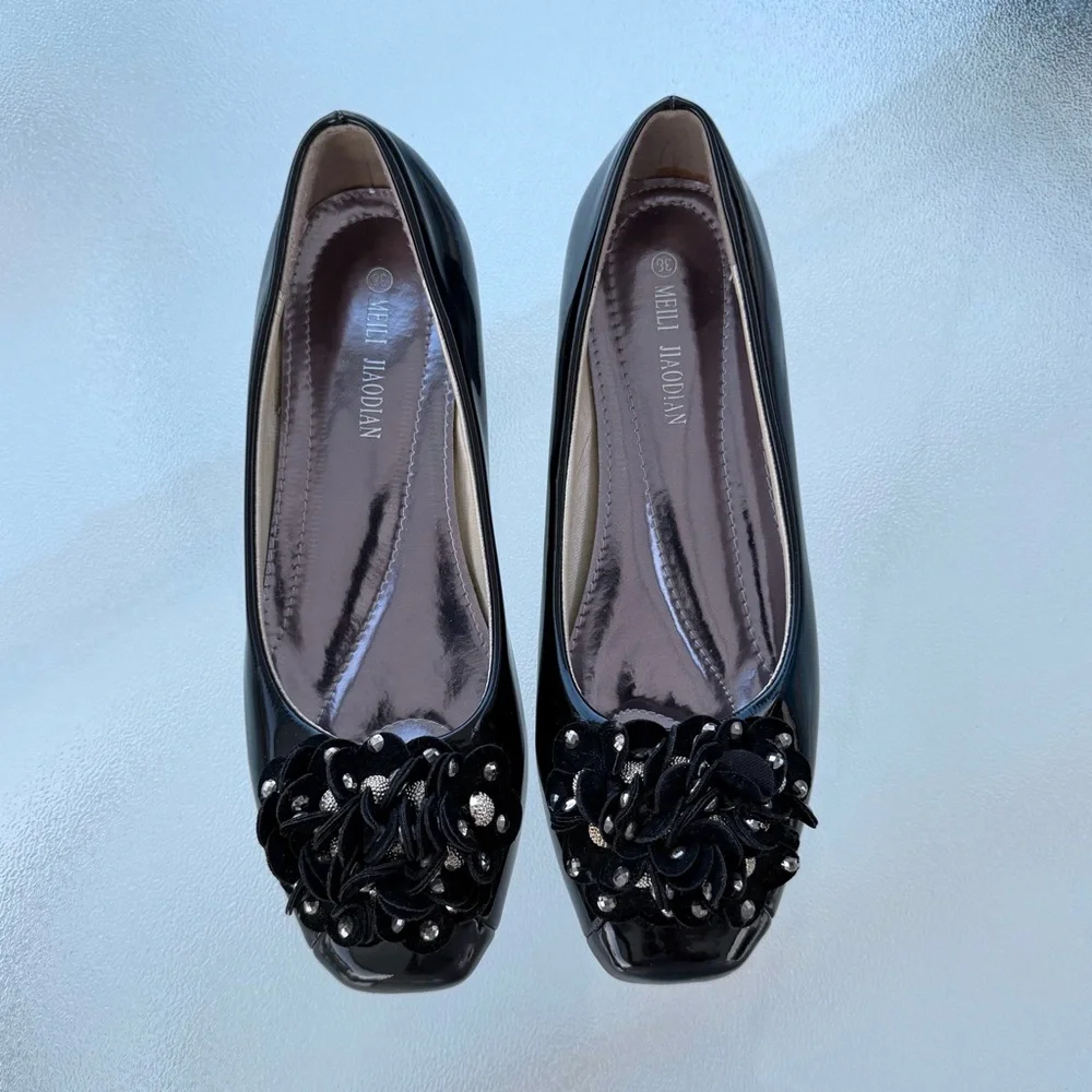 Meili Jiaodian Black Patent Ballet Flats with Bling Flower Embellishment 7.5/38